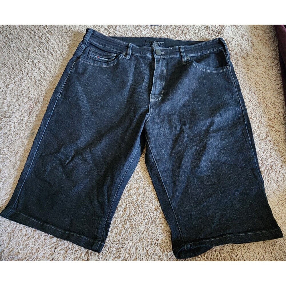 Men black jorts